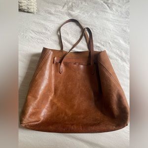Madewell women’s leather tote